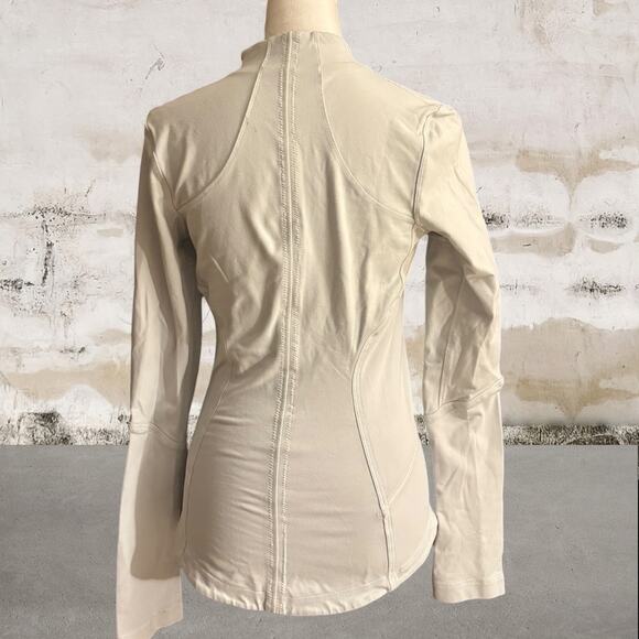 Lululemon Define Nulu Jacket in Light Gray Size 4 - Picture 3 of 5